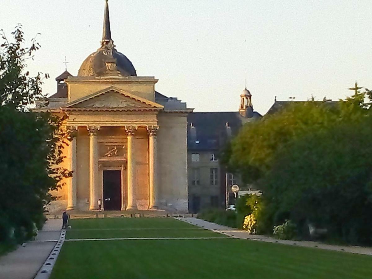 Between Historic Center And Quay, Ideal For Family Rouen Luaran gambar